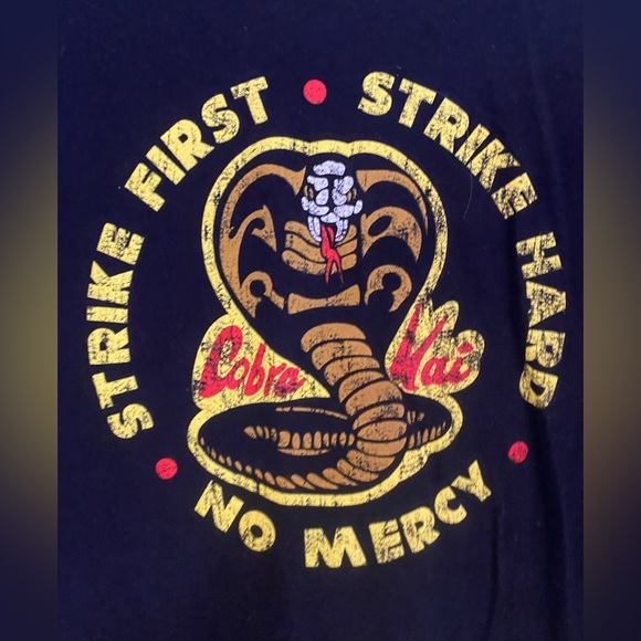 Cobra Kai T-shirt. Size extra large. - Picture 3 of 9